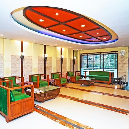 Hotel Pooja Palace Nova Deli Exterior foto
